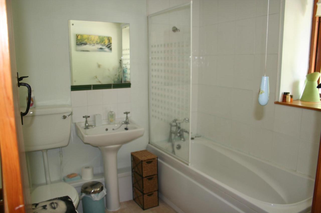 Barn Cottage - Farm Park Stay With Hot Tub Σουόνσι Εξωτερικό φωτογραφία